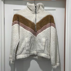 Abercrombie & Fitch fuzzy sherpa quarter zip